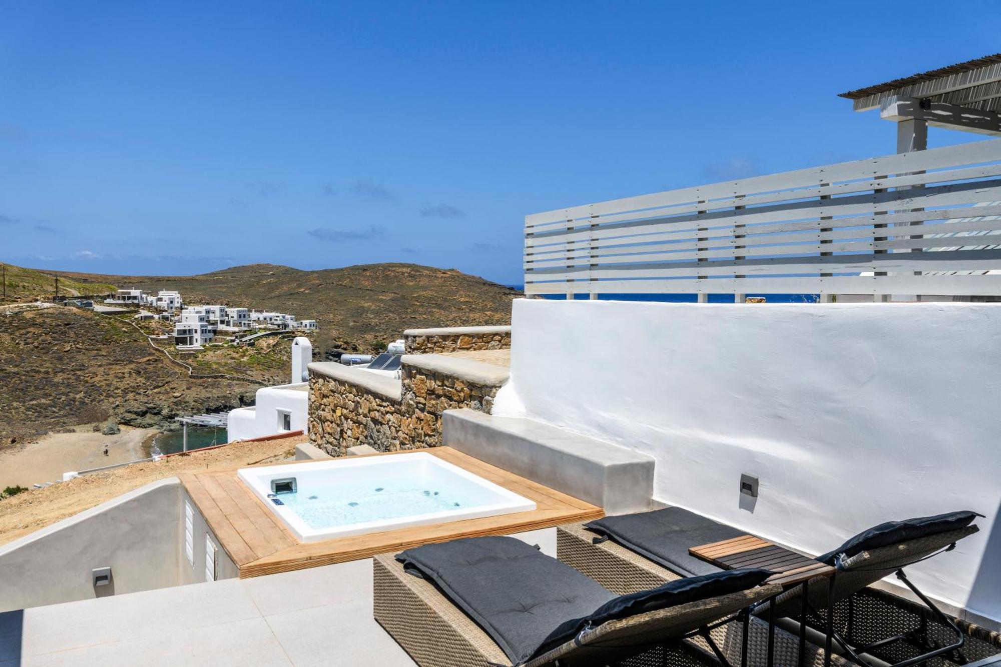 The Mykonist Merchia Beach Villas & Suites Eksteriør billede