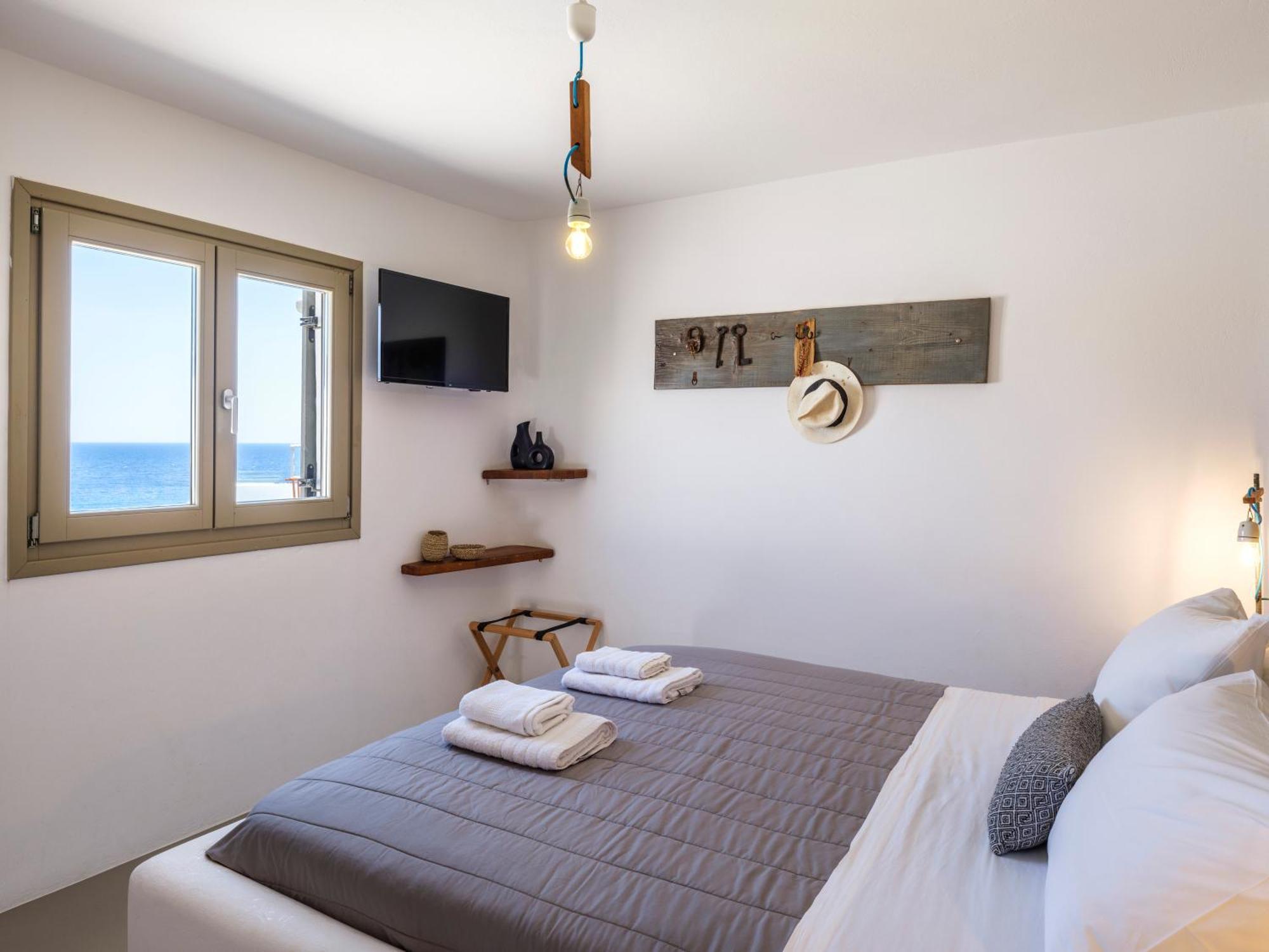 The Mykonist Merchia Beach Villas & Suites Eksteriør billede