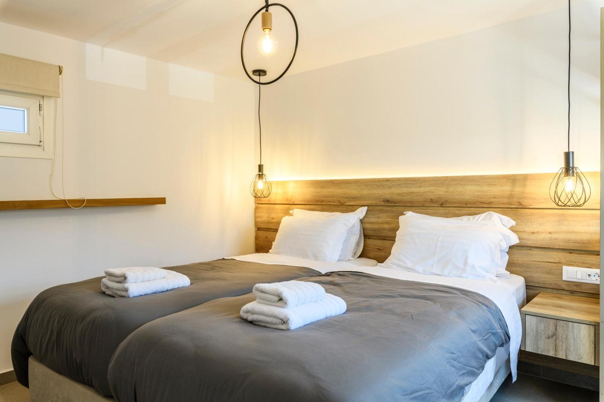 The Mykonist Merchia Beach Villas & Suites Eksteriør billede