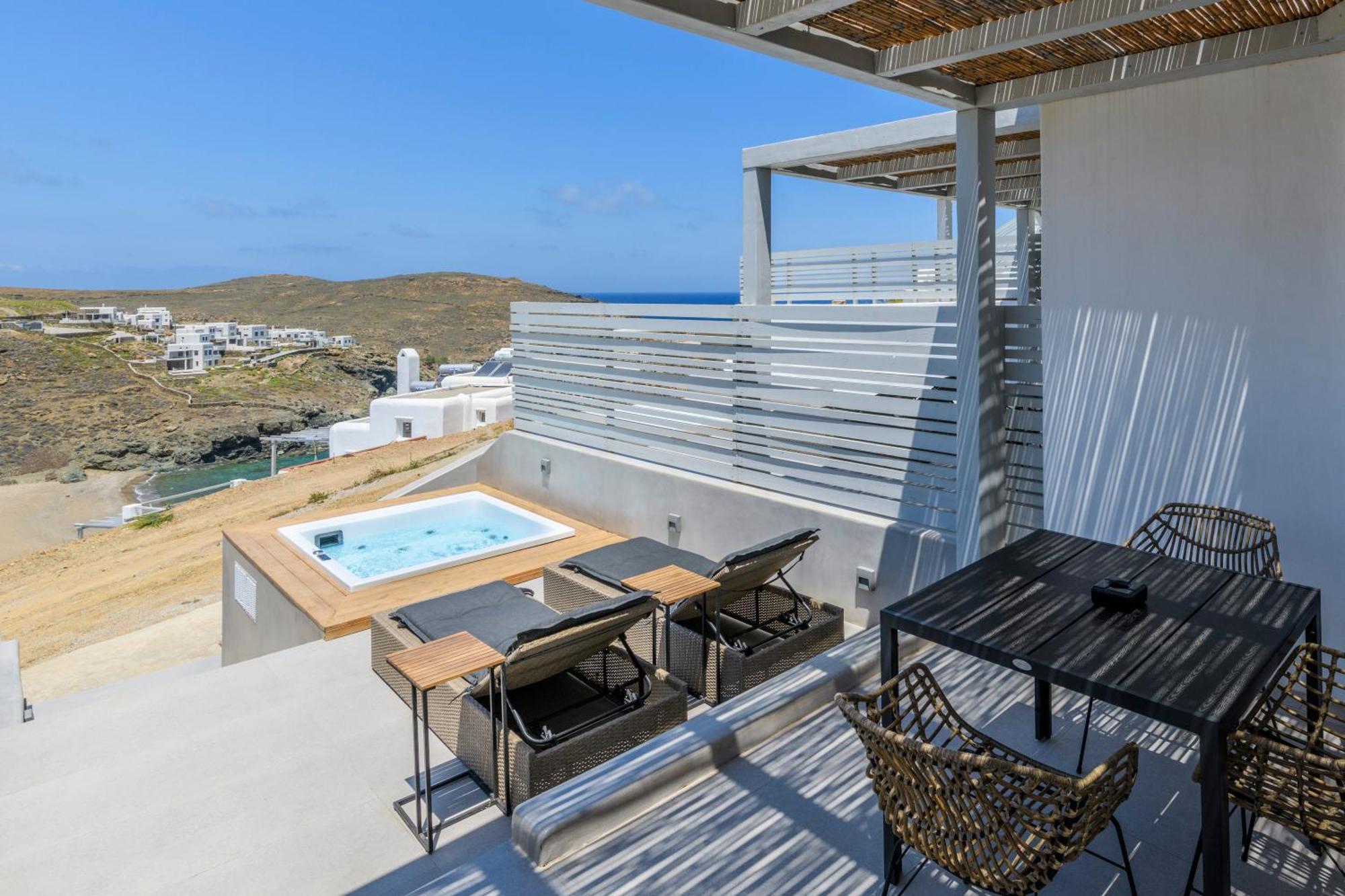 The Mykonist Merchia Beach Villas & Suites Eksteriør billede