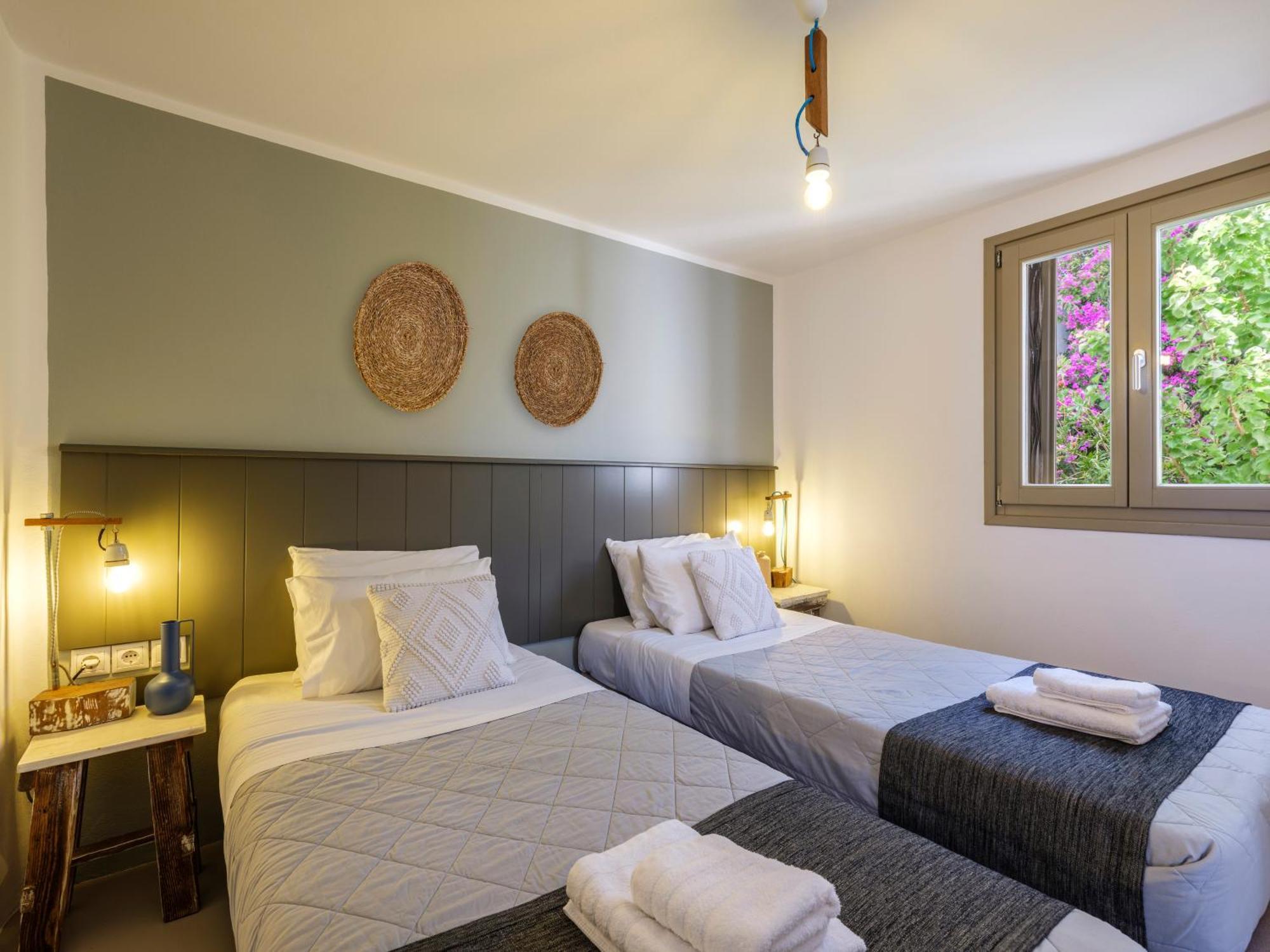 The Mykonist Merchia Beach Villas & Suites Eksteriør billede