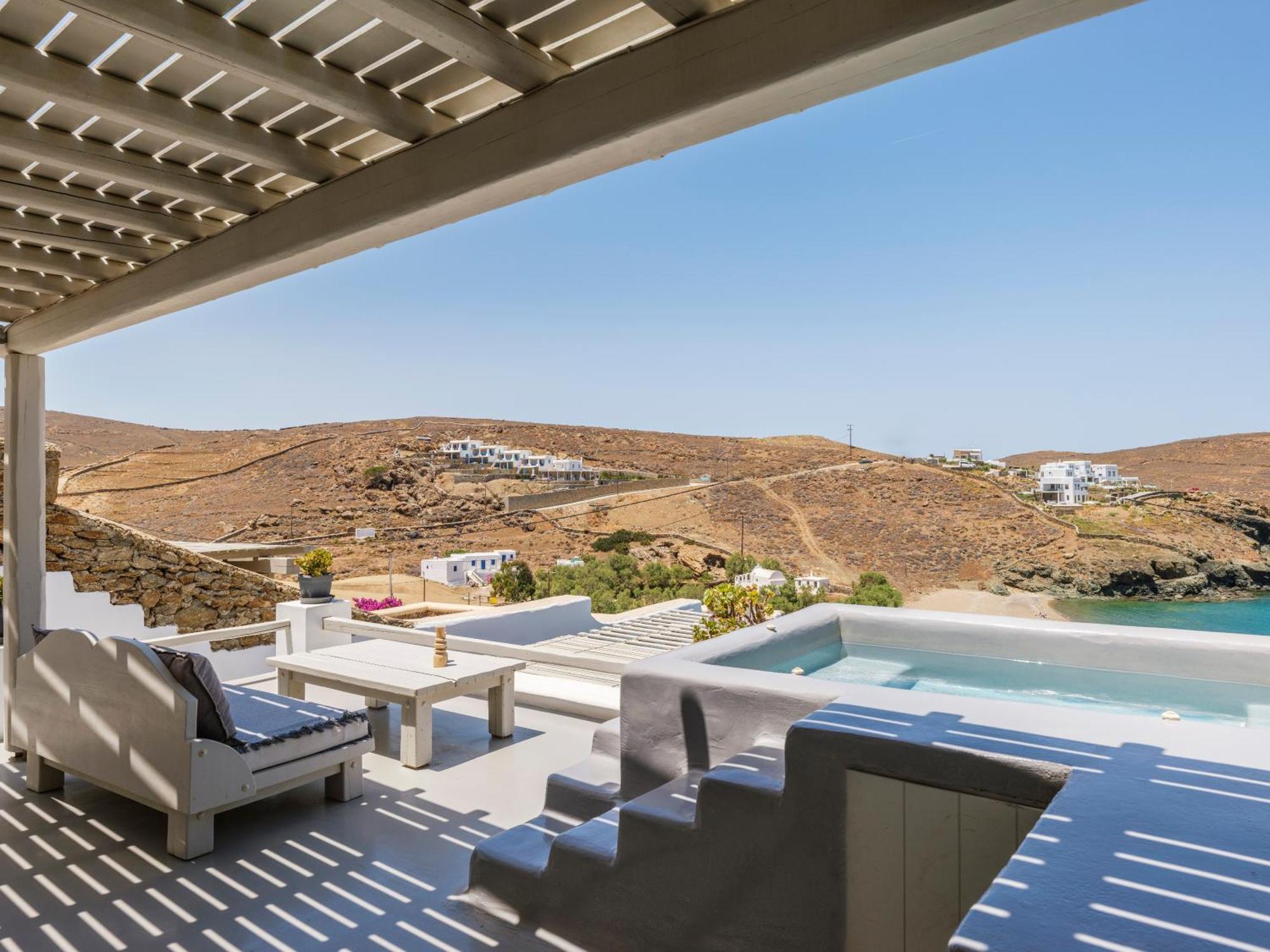 The Mykonist Merchia Beach Villas & Suites Eksteriør billede