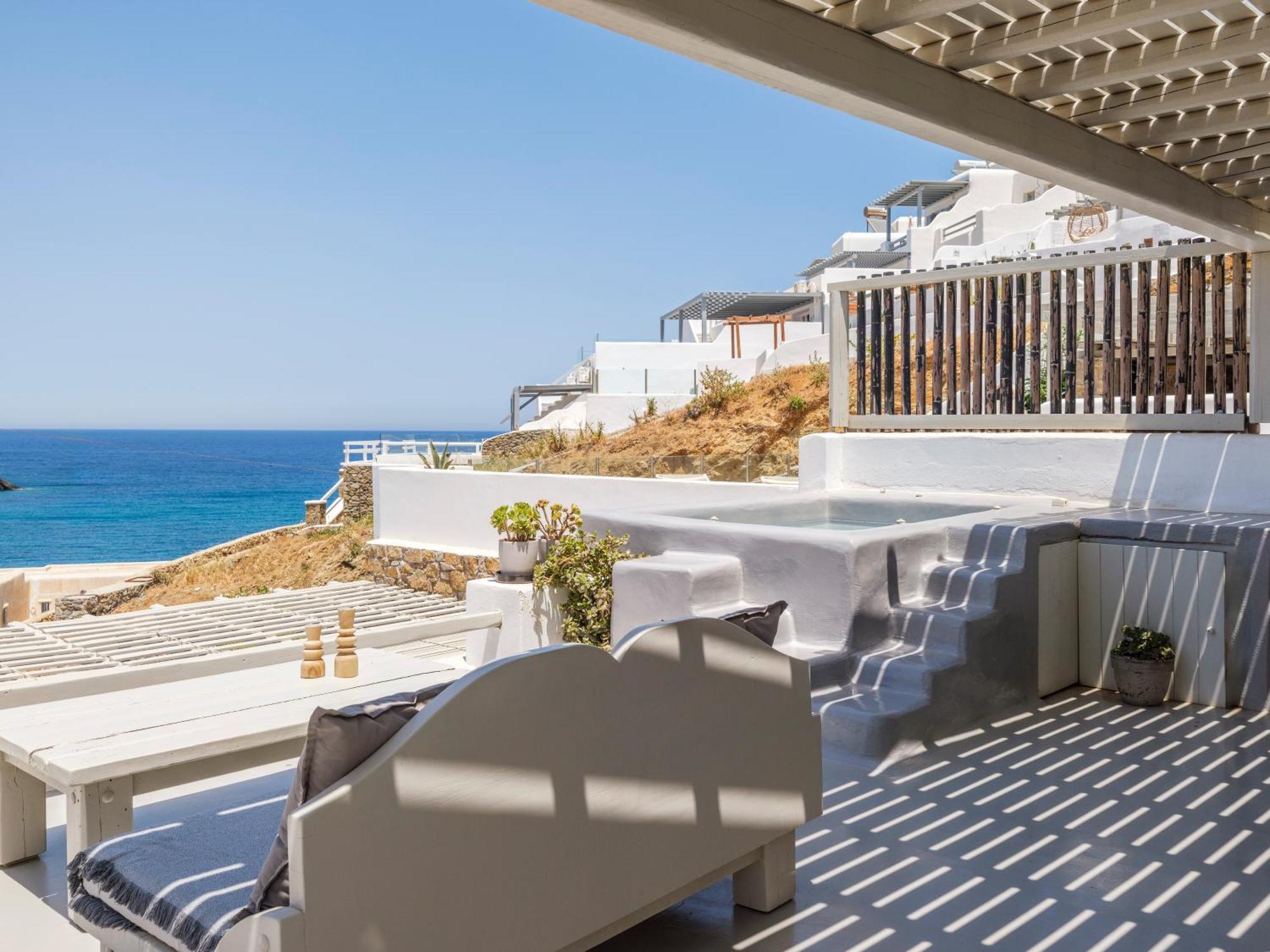 The Mykonist Merchia Beach Villas & Suites Eksteriør billede