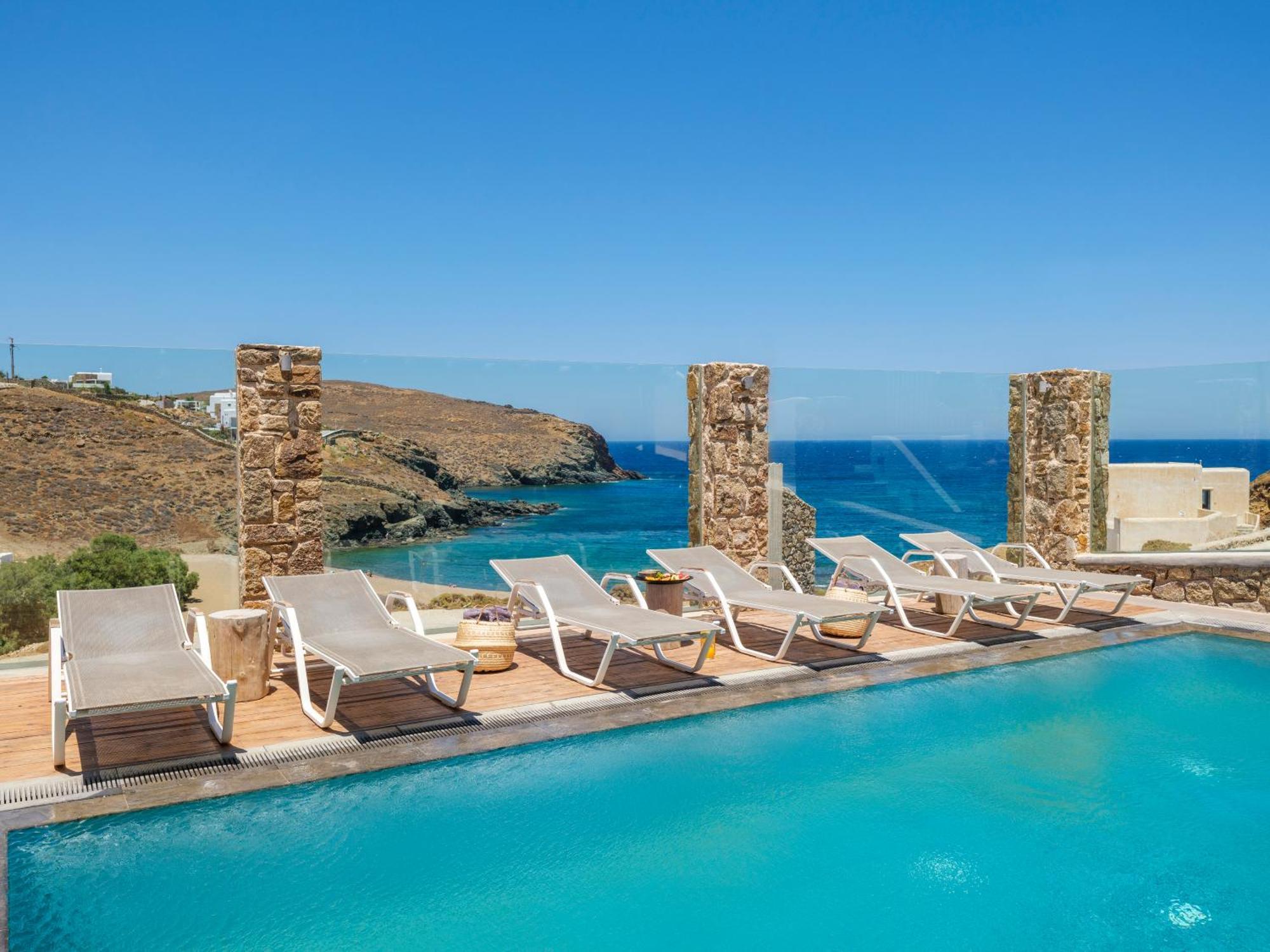 The Mykonist Merchia Beach Villas & Suites Eksteriør billede