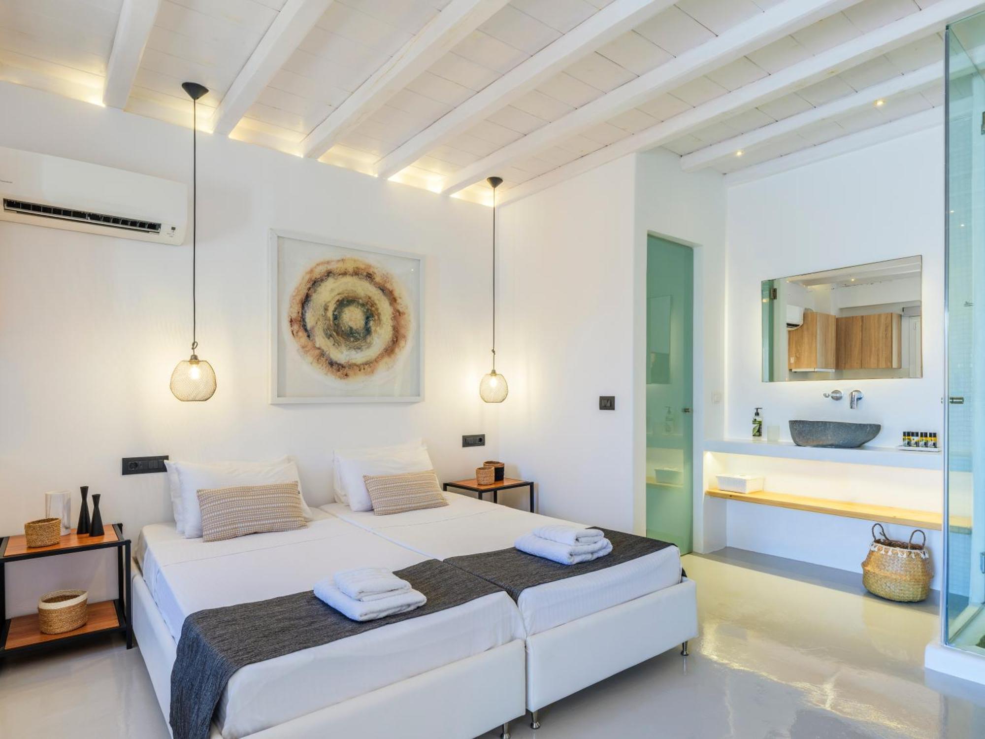 The Mykonist Merchia Beach Villas & Suites Eksteriør billede