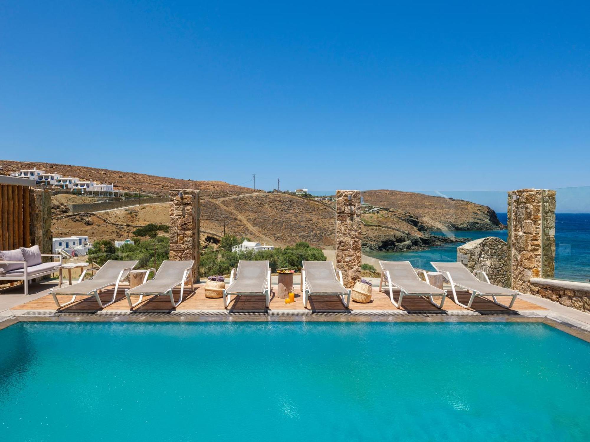 The Mykonist Merchia Beach Villas & Suites Eksteriør billede